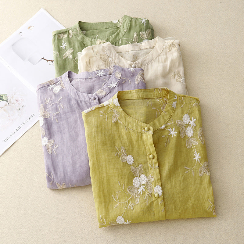 刺繍ブラウス